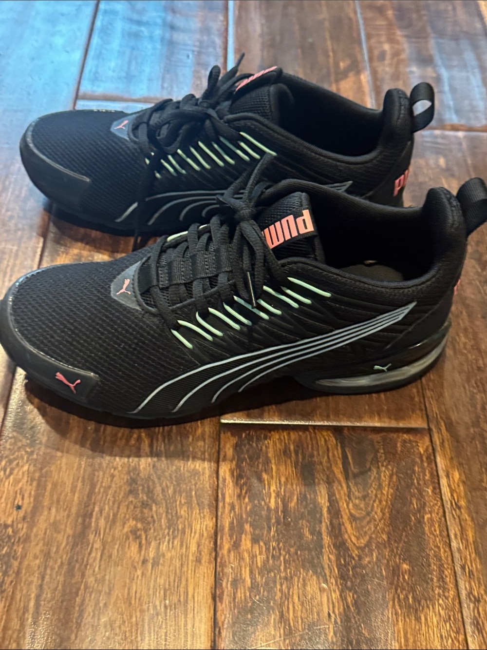 Puma Women’s Voltaic Evo Shoes Sz 8